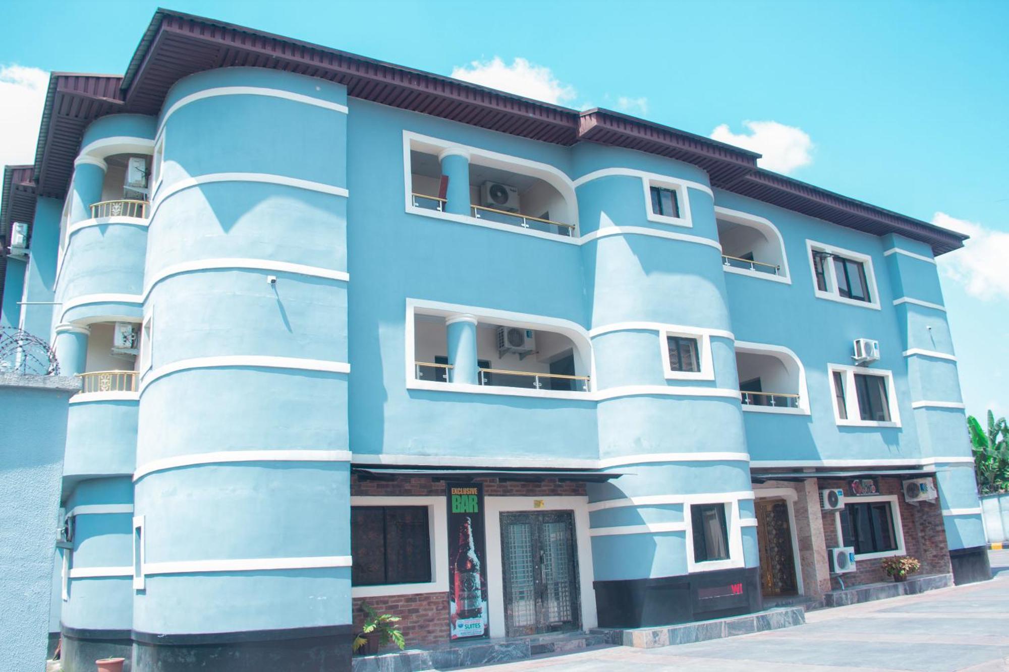 Kay Luxury Suites Uyo Extérieur photo